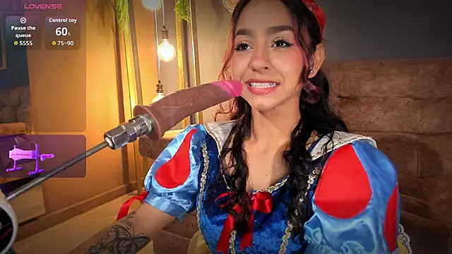 RACHELRUIZ online show from 31, 10, 2025