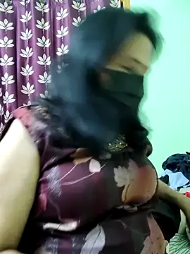 mallu-lover online show from 17, 4, 2026