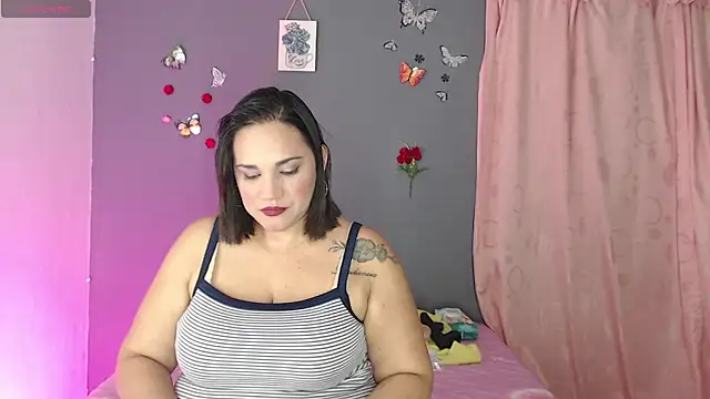 ROOSEQUEEN online show from 6, 11, 2025