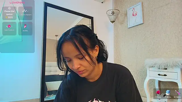 Miladiosa online show from 5, 12, 2025