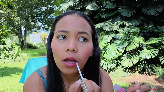 SophiaGuzman online show from 11, 2, 2026