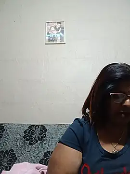 Snapshot of mileesha chatting on 17, 7, 2026 mileesha online show from 17, 7, 2026
