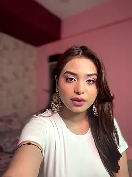 chloiedecker online show from 8, 4, 2026