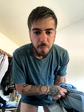 Snapshot of kirschxp chatting on 14, 10, 2025 kirschxp online show from 14, 10, 2025