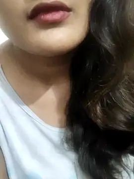 Cute pinkii online show from 15, 11, 2025