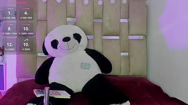 JulianaCarter online show from 18, 12, 2025