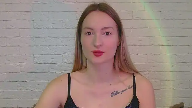 Snapshot of Alice_Sweet_01 chatting on 17, 11, 2025 Alice Sweet 01 online show from 17, 11, 2025