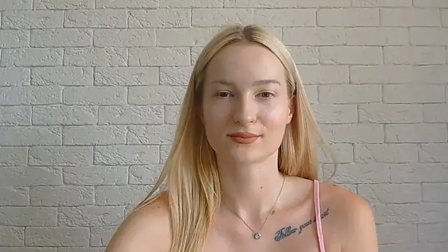 Snapshot of Alice_Sweet_01 chatting on 30, 6, 2026 Alice Sweet 01 online show from 30, 6, 2026