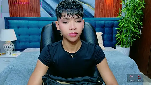 Snapshot of dilan_911 chatting on 26, 5, 2026 dilan 911 online show from 26, 5, 2026