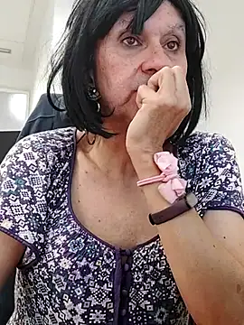 Emily de Carla online show from 9, 7, 2026