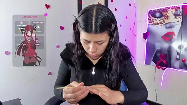 Snapshot of Raven_Rouge_ chatting on 9, 5, 2026 Raven Rouge online show from 9, 5, 2026