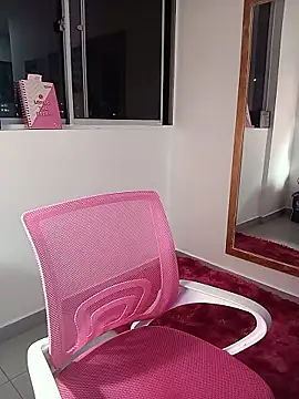 Snapshot of Vikyvoyeur chatting on 14, 1, 2026 Vikyvoyeur online show from 14, 1, 2026