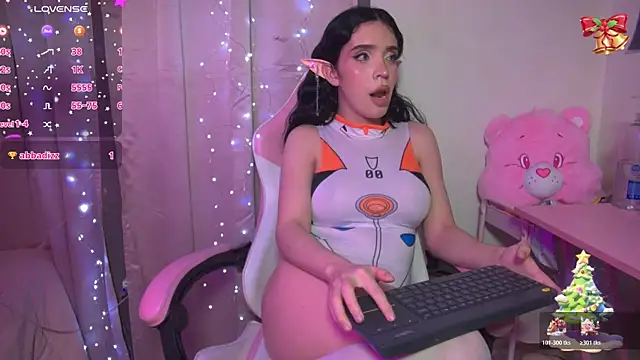 Snapshot of victoriabb28 chatting on 17, 11, 2025 victoriabb28 online show from 17, 11, 2025