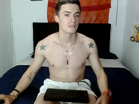 Snapshot of Ken_bigcock77 chatting on 24, 9, 2025 Ken bigcock77 online show from 24, 9, 2025