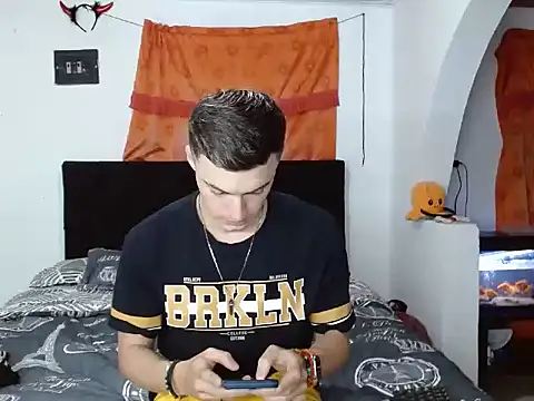 Snapshot of Ken_bigcock77 chatting on 1, 10, 2025 Ken bigcock77 online show from 1, 10, 2025