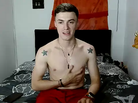 Snapshot of Ken_bigcock77 chatting on 4, 10, 2025 Ken bigcock77 online show from 4, 10, 2025