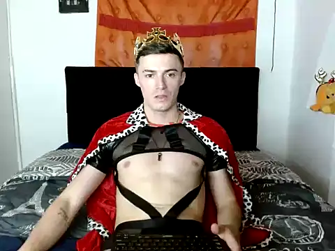 Snapshot of Ken_bigcock77 chatting on 6, 10, 2025 Ken bigcock77 online show from 6, 10, 2025