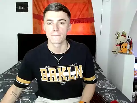 Snapshot of Ken_bigcock77 chatting on 20, 10, 2025 Ken bigcock77 online show from 20, 10, 2025