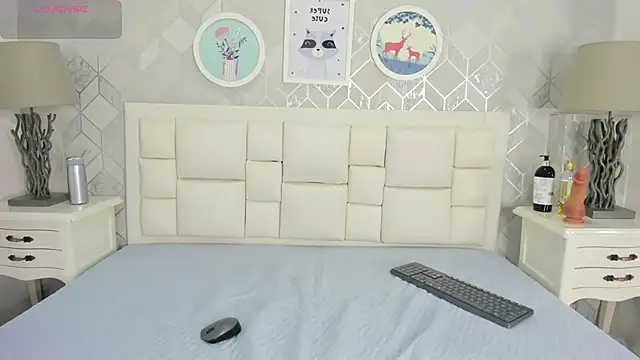 naia cox online show from 21, 3, 2026