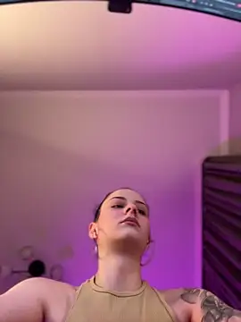 bigJuicyPussy online show from 22, 2, 2026