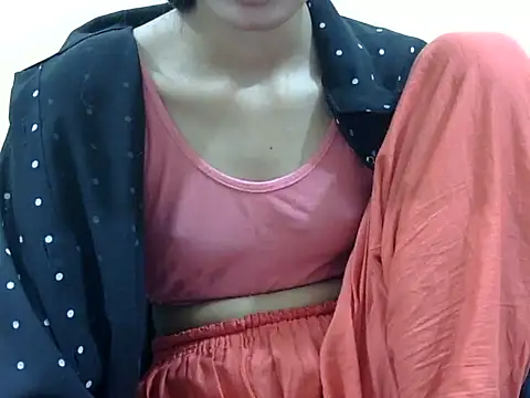 smallcuute online show from 28, 11, 2025