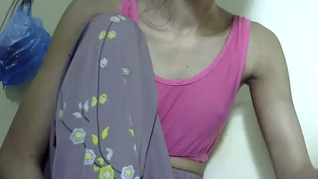 smallcuute online show from 20, 2, 2026