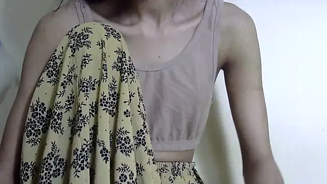 smallcuute online show from 20, 2, 2026