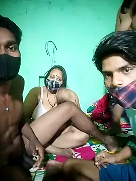 LoveOnStream online show from 9, 11, 2025