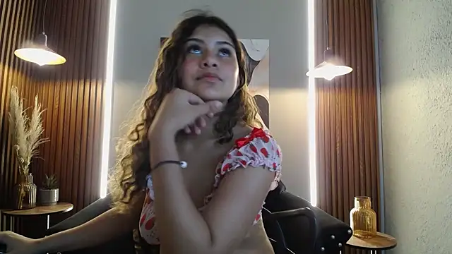 CurlyDani online show from 31, 3, 2026