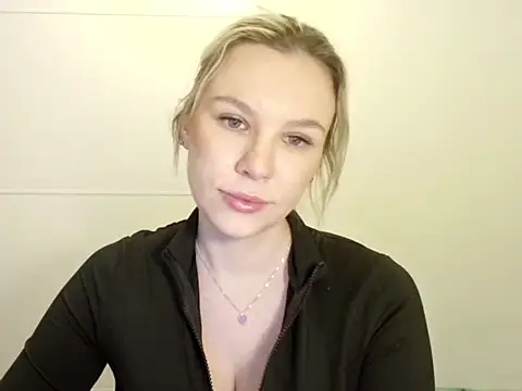 Snapshot of SadieBrilliance chatting on 16, 10, 2025 SadieBrilliance online show from 16, 10, 2025