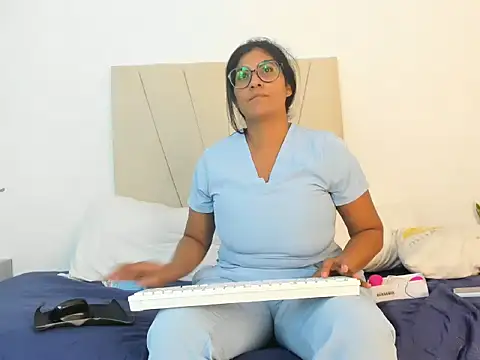 Snapshot of _Miaa_khalifa_ chatting on 7, 10, 2025 Miaa khalifa online show from 7, 10, 2025