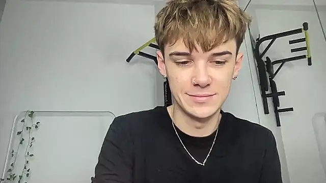 Milk Guy online show from 22, 12, 2025