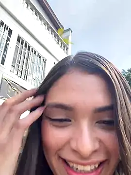 Hannacooper3 online show from 7, 11, 2025