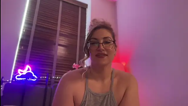 Snapshot of MistresssX chatting on 24, 6, 2026 MistresssX online show from 24, 6, 2026