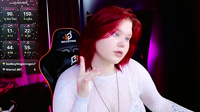 fillisfox  online show from 10, 11, 2025