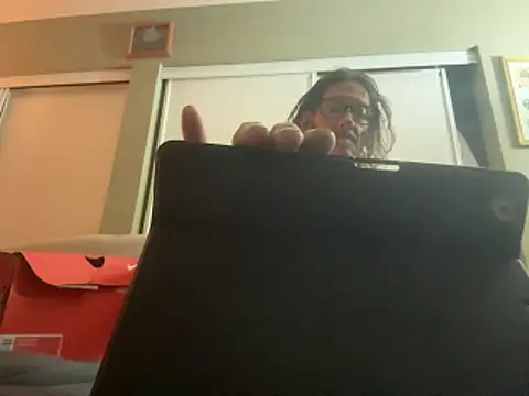 SmokeyKnight online show from 17, 4, 2026