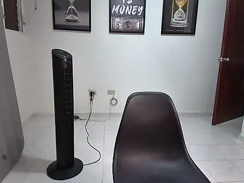 Dollarhot30 online show from 16, 12, 2025