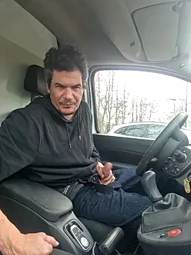 Snapshot of twitshe chatting on 18, 2, 2026 twitshe online show from 18, 2, 2026