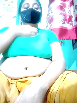 Snapshot of jenyfer709 chatting on 3, 5, 2026 jenyfer709 online show from 3, 5, 2026