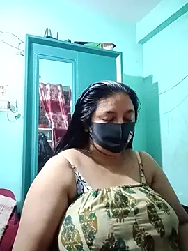 Snapshot of jenyfer709 chatting on 24, 7, 2026 jenyfer709 online show from 24, 7, 2026