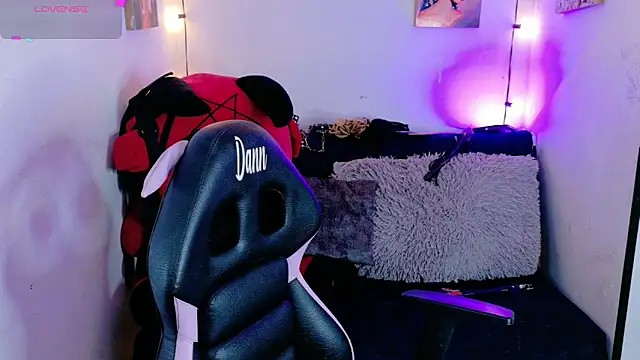 MiaVelvetDoll online show from 24, 11, 2025