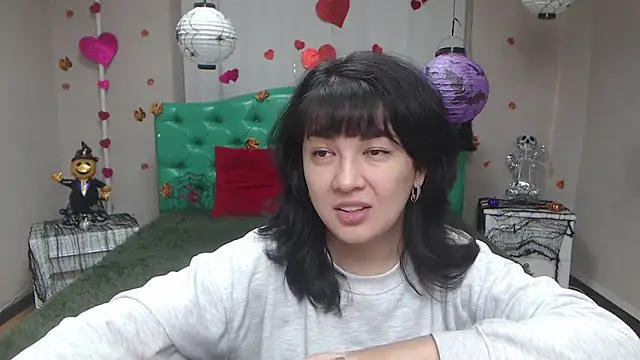 SelenaFly online show from 11, 11, 2025