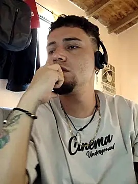 Snapshot of Juuaanp3 chatting on 10, 9, 2025 Juuaanp3 online show from 10, 9, 2025