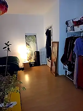 BelleFelicitas online show from 10, 11, 2025