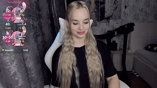 KiraKrox online show from 18, 11, 2025