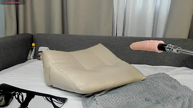 Snapshot of YourloveKetrin chatting on 27, 3, 2026 YourloveKetrin online show from 27, 3, 2026