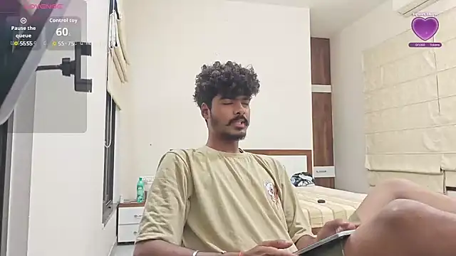 Snapshot of mrbuddy85 chatting on 8, 9, 2025 mrbuddy85 online show from 8, 9, 2025