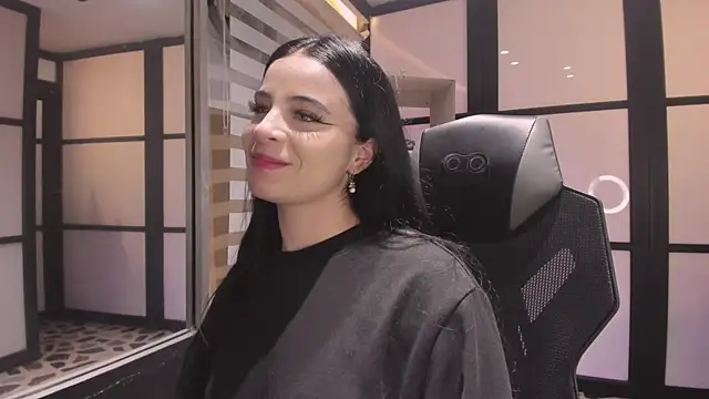 ChannelWhite  online show from 21, 9, 2025