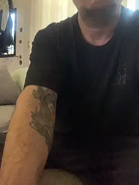 Snapshot of BurcuMertizmir chatting on 26, 10, 2025 BurcuMertizmir online show from 26, 10, 2025