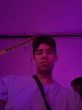 Maxtaylor18 online show from 20, 10, 2025